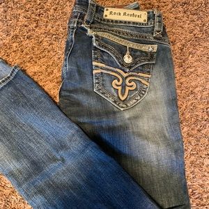 Women’s rock revival low rise jeans with wide leg